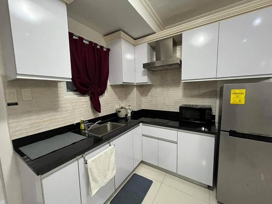 Kandi Big 1 Bedroom King Bed, Free Housekeeping, Wi-Fi Angeles Εξωτερικό φωτογραφία